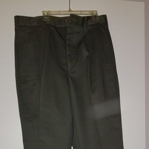 Mens Pants. Green. Like new